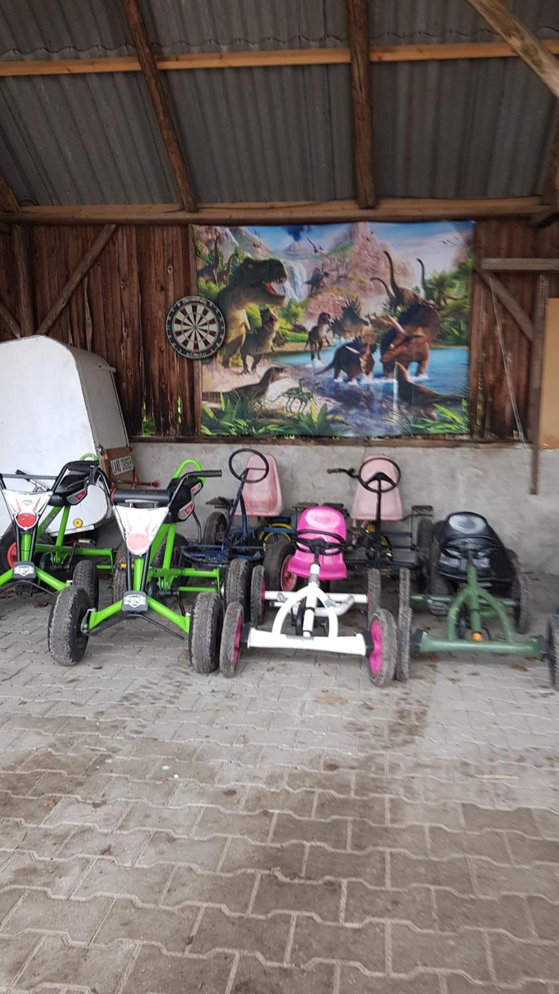 Basic Ingerichte Vouwwagen Op Camping Westenenk, Wijster Bagian luar foto
